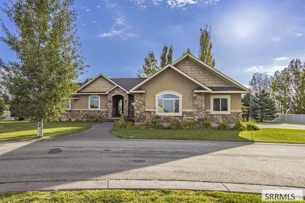 102 N 3918 E, Rigby, ID 83442