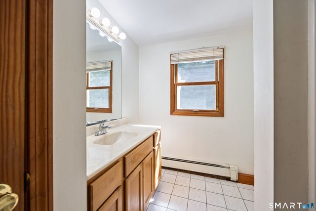 479 Blacks Road, Cheshire, CT 06410