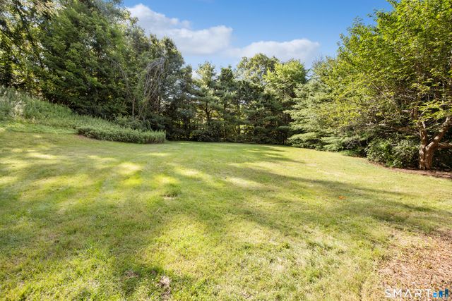 479 Blacks Road, Cheshire, CT 06410