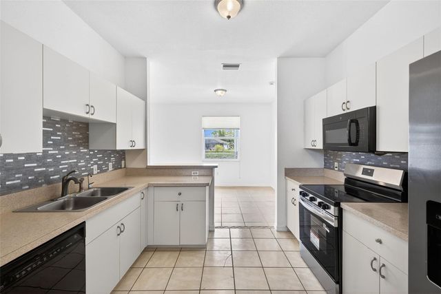 7634 PARAGON ROAD, North Port, FL 34291