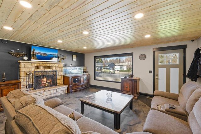 1408 Siskiyou Boulevard, Medford, OR 97504