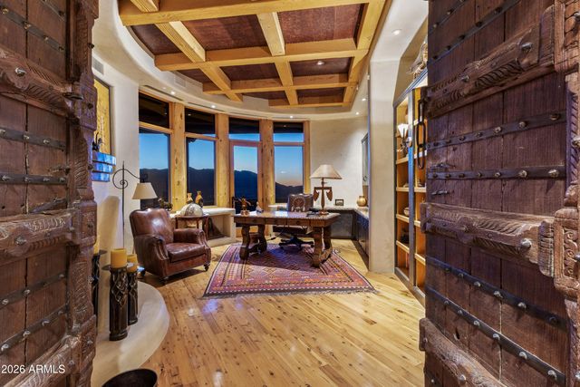 5526 E ROADRUNNER Road, Paradise Valley, AZ 85253