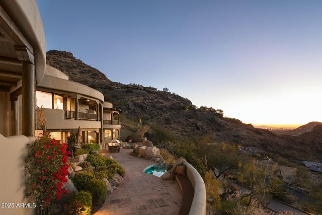 5526 E ROADRUNNER Road, Paradise Valley, AZ 85253