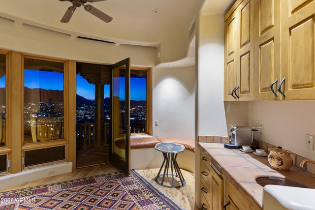 5526 E ROADRUNNER Road, Paradise Valley, AZ 85253