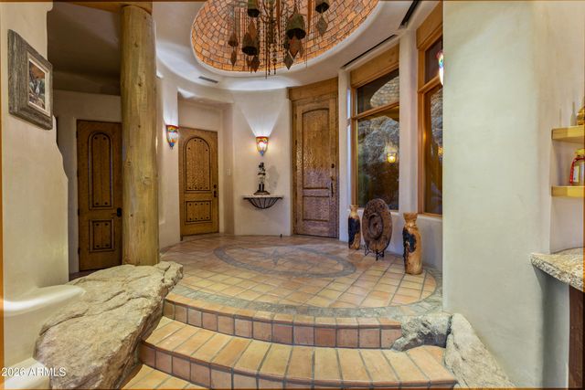 5526 E ROADRUNNER Road, Paradise Valley, AZ 85253