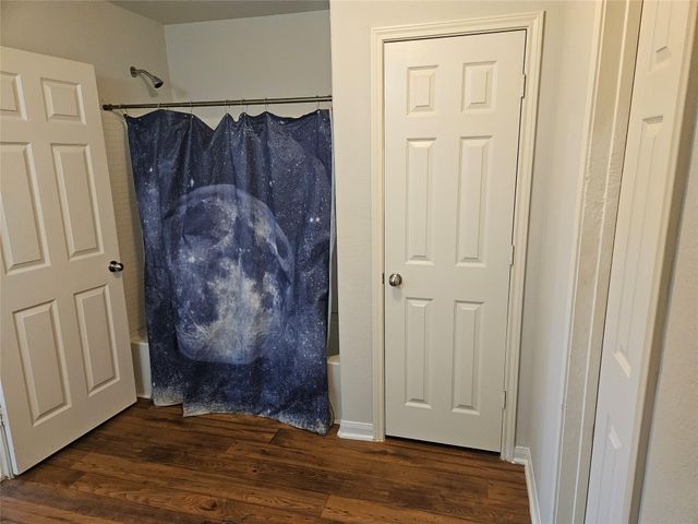 5614 Straight Way, Houston, TX 77339