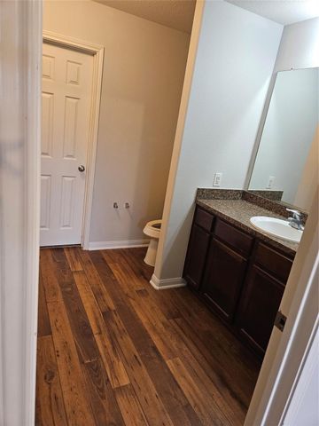 5614 Straight Way, Houston, TX 77339