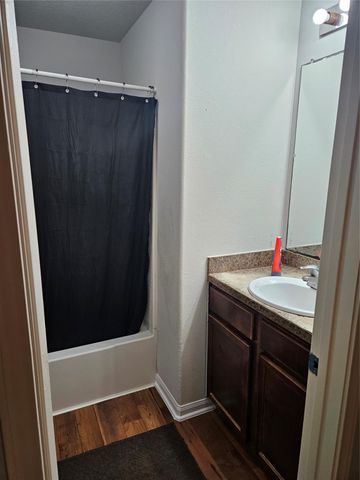 5614 Straight Way, Houston, TX 77339