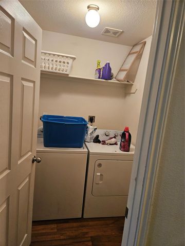 5614 Straight Way, Houston, TX 77339