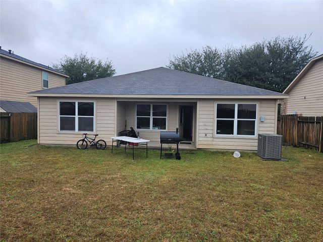 5614 Straight Way, Houston, TX 77339