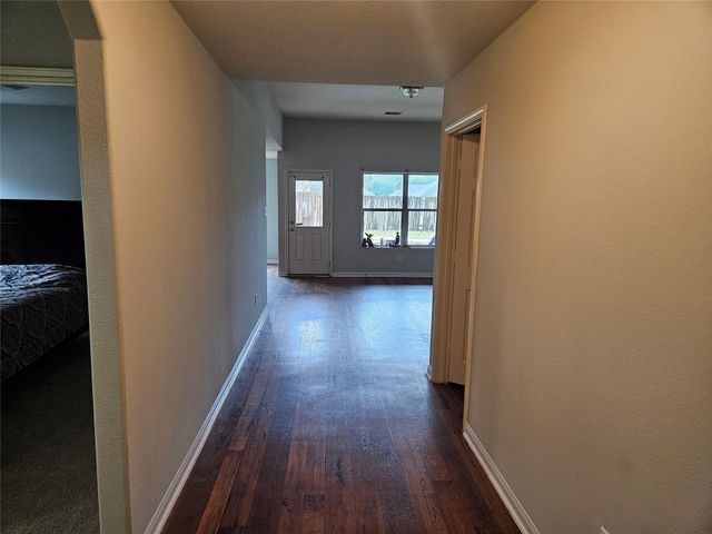 5614 Straight Way, Houston, TX 77339