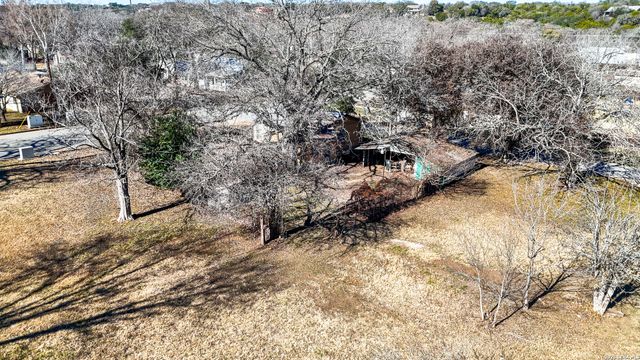 964 N Union Ave, New Braunfels, TX 78130