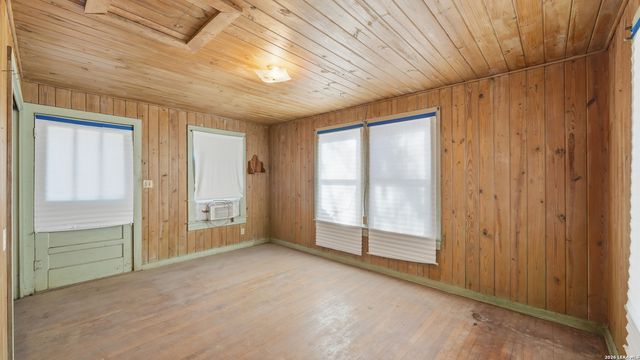 964 N Union Ave, New Braunfels, TX 78130