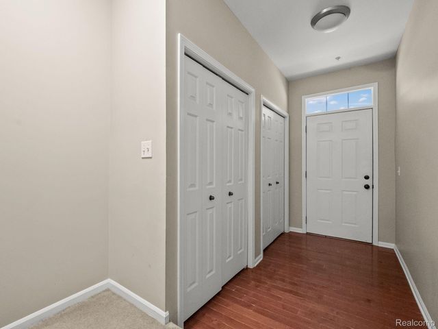 3139 CAMDEN Drive, Troy, MI 48084