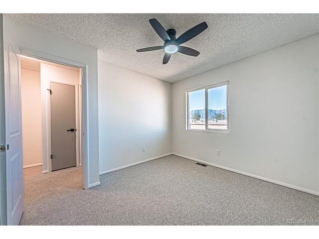 3064 Starlight Cir, Colorado Springs, CO 80916