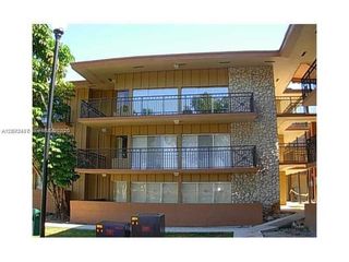4850 SW 63rd Terrace 114, Davie, FL 33314