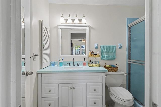 1327 GLENDALE CIRCLE W 218, Sarasota, FL 34232