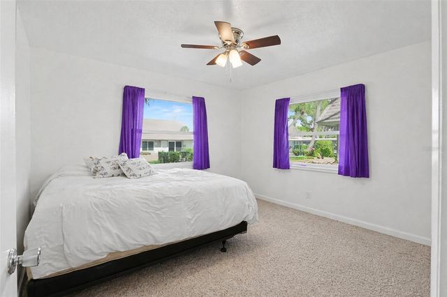 1327 GLENDALE CIRCLE W 218, Sarasota, FL 34232