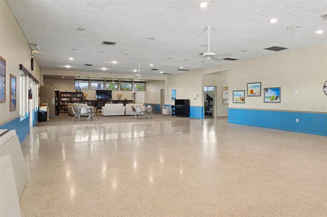 1327 GLENDALE CIRCLE W 218, Sarasota, FL 34232