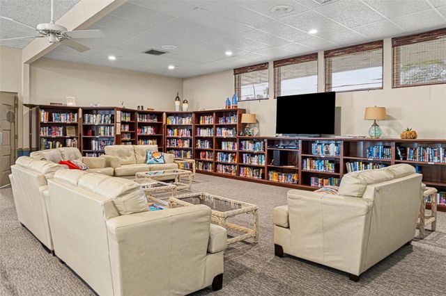 1327 GLENDALE CIRCLE W 218, Sarasota, FL 34232