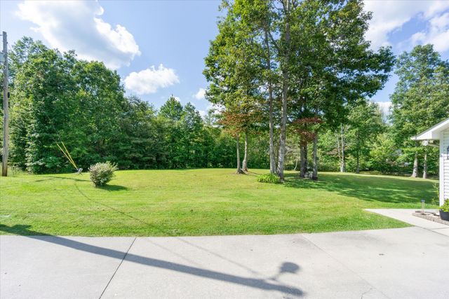 711 Chacoto Dr, Crossville, TN 38572