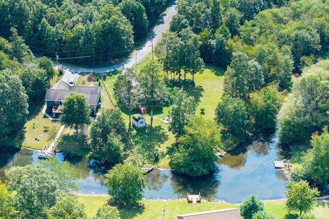 711 Chacoto Dr, Crossville, TN 38572