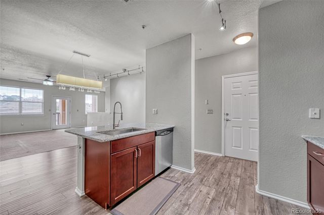 15540 Canyon Gulch Lane 210, Englewood, CO 80112