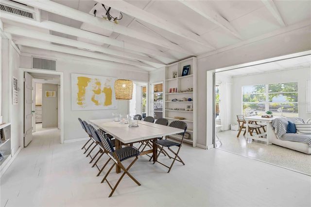 624 BAYSHORE ROAD, Nokomis, FL 34275