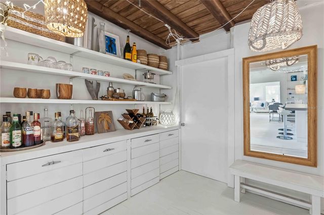 624 BAYSHORE ROAD, Nokomis, FL 34275