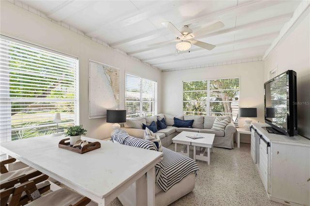 624 BAYSHORE ROAD, Nokomis, FL 34275