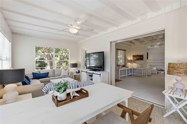 624 BAYSHORE ROAD, Nokomis, FL 34275