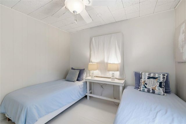 624 BAYSHORE ROAD, Nokomis, FL 34275