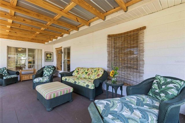 624 BAYSHORE ROAD, Nokomis, FL 34275