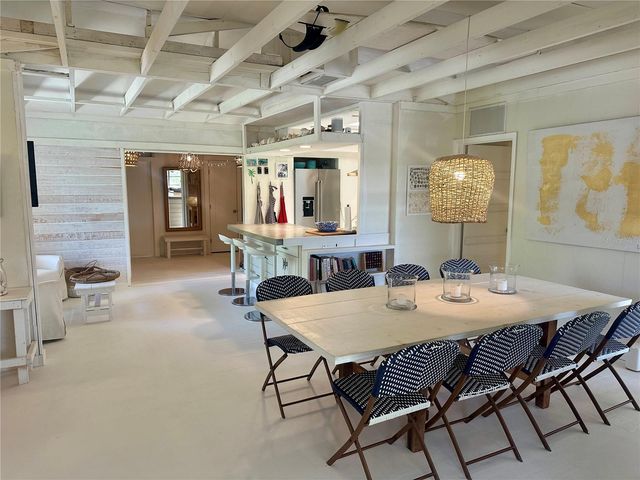 624 BAYSHORE ROAD, Nokomis, FL 34275