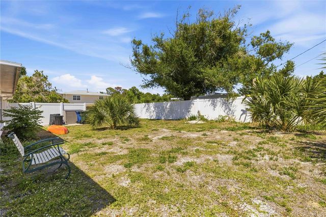 624 BAYSHORE ROAD, Nokomis, FL 34275