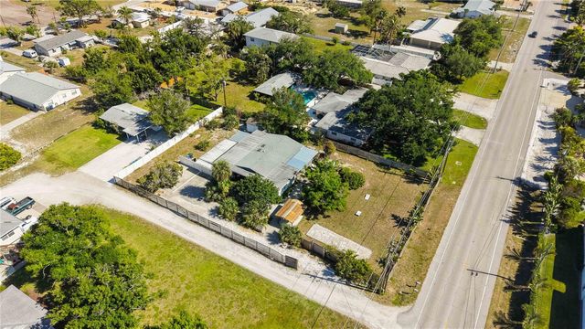624 BAYSHORE ROAD, Nokomis, FL 34275