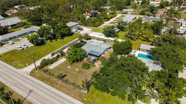624 BAYSHORE ROAD, Nokomis, FL 34275
