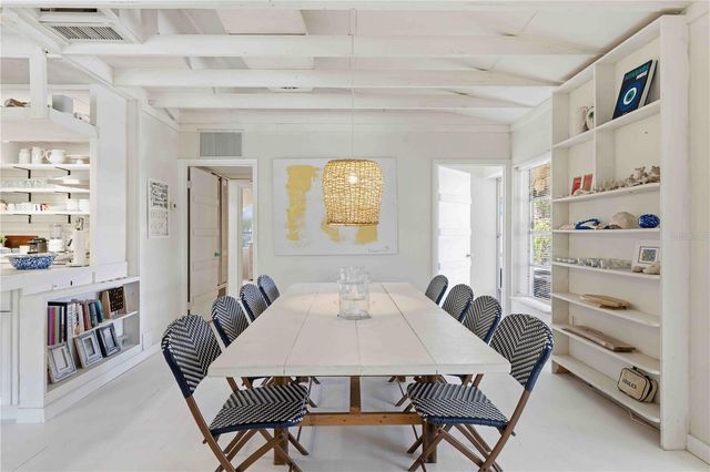 624 BAYSHORE ROAD, Nokomis, FL 34275