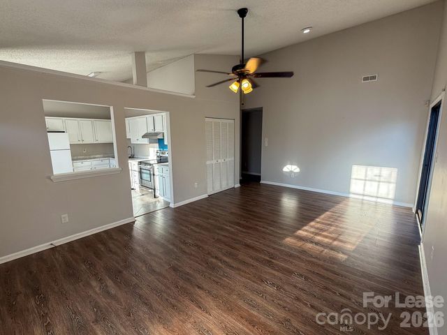 3006 Overlook Trail, Charlotte, NC 28212