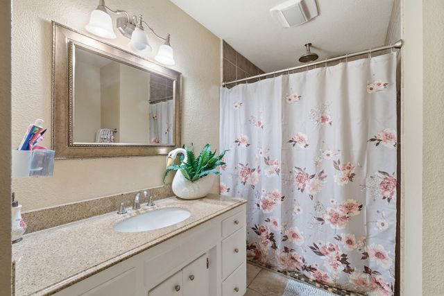 480 N Belmont Street, Porterville, CA 93257