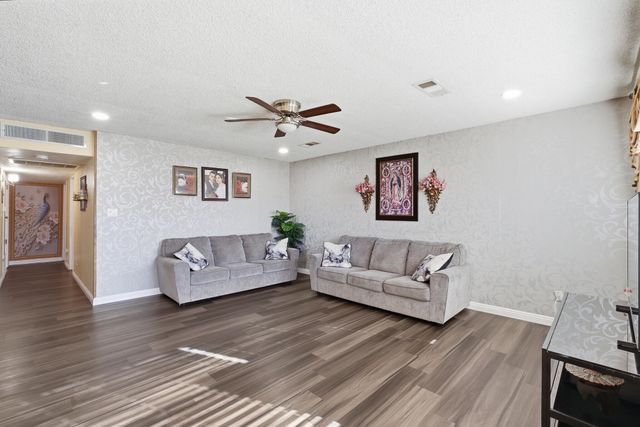 480 N Belmont Street, Porterville, CA 93257