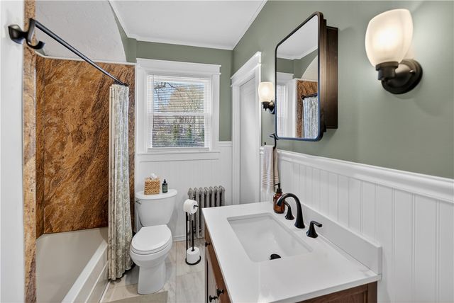 43 Longwood Avenue, Providence, RI 02908