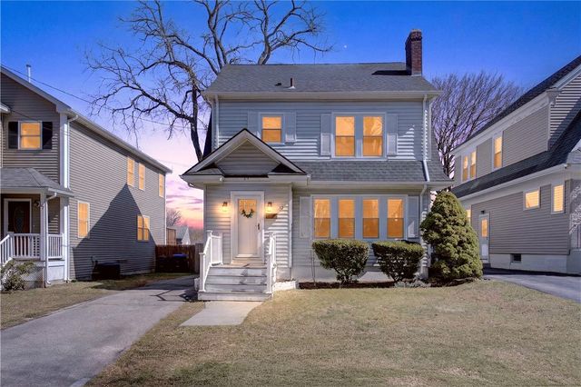 43 Longwood Avenue, Providence, RI 02908