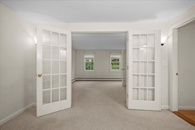 2 Gwen Dr, Auburn, MA 01501