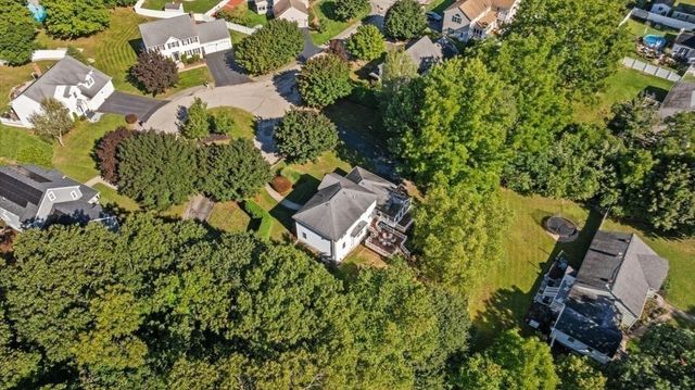 2 Gwen Dr, Auburn, MA 01501