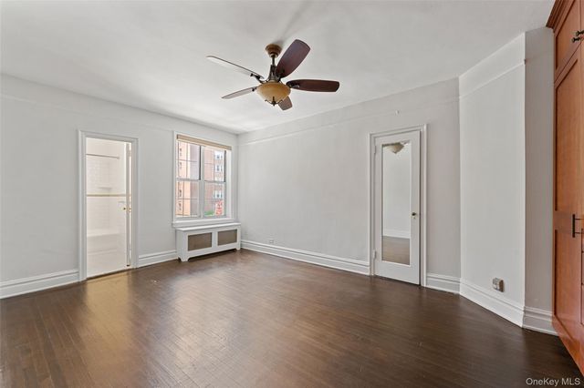 25 Parkview Avenue 2E, Bronxville, NY 10708