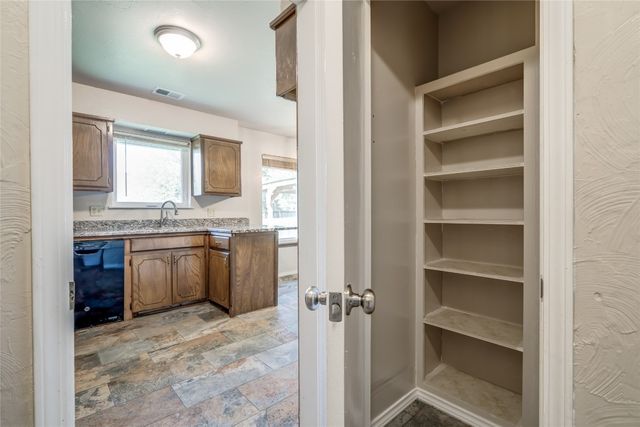 11209 NW 112th Street, Yukon, OK 73099
