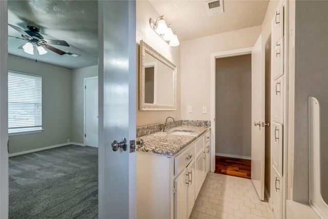11209 NW 112th Street, Yukon, OK 73099