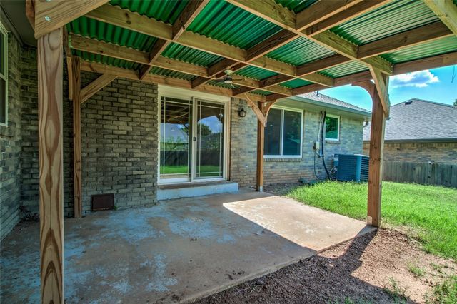 11209 NW 112th Street, Yukon, OK 73099