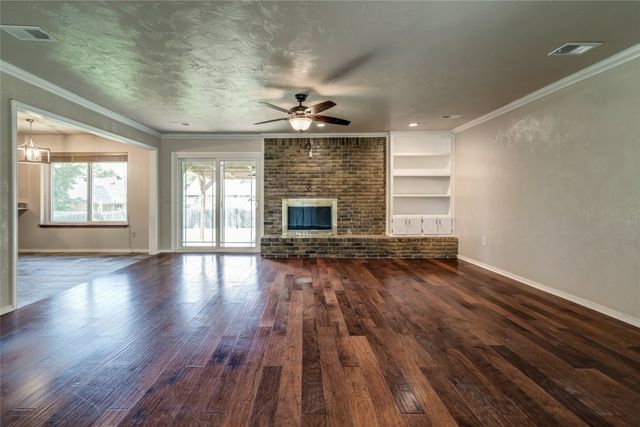 11209 NW 112th Street, Yukon, OK 73099